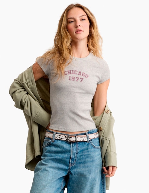 Playera manga corta American Eagle cuello redondo para mujer