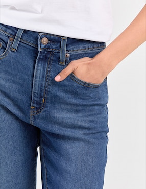 Jeans flare cintura media Levi´s para mujer