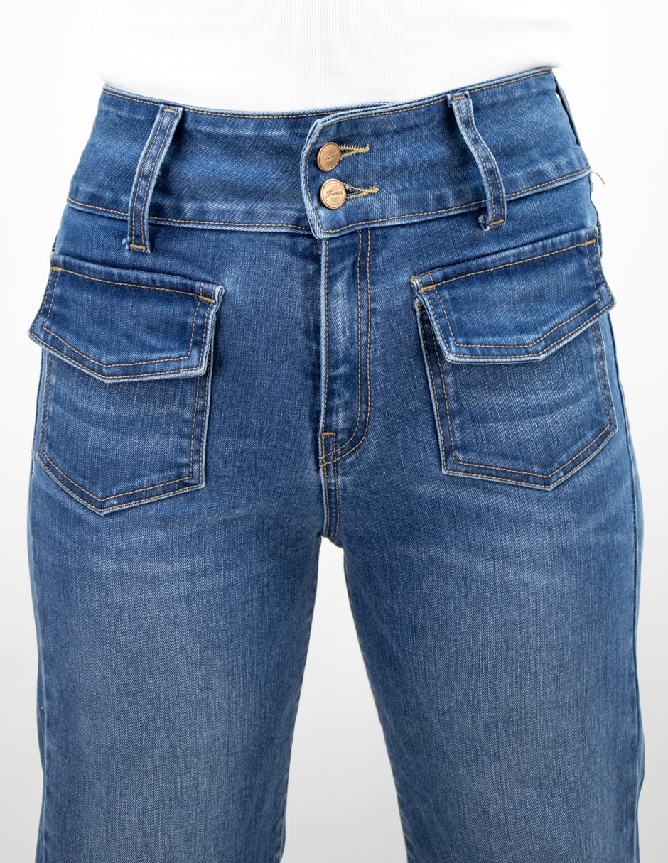Jeans wide leg corte media cintura para mujer 4