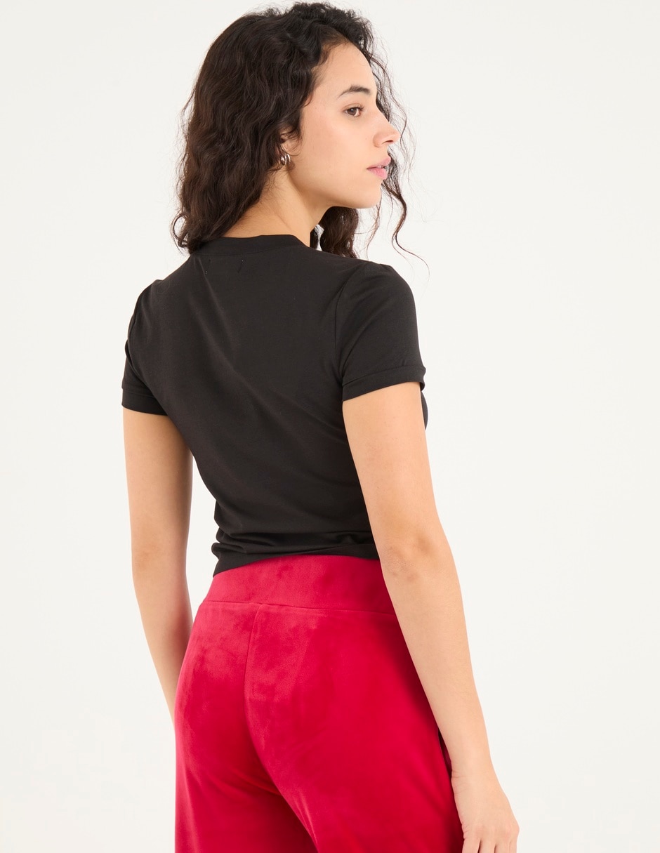 Playera manga corta cuello redondo para mujer 2