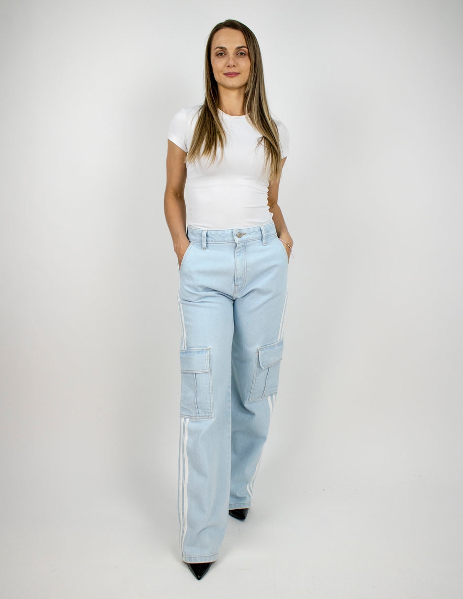 Jeans cargo wide leg para mujer 3