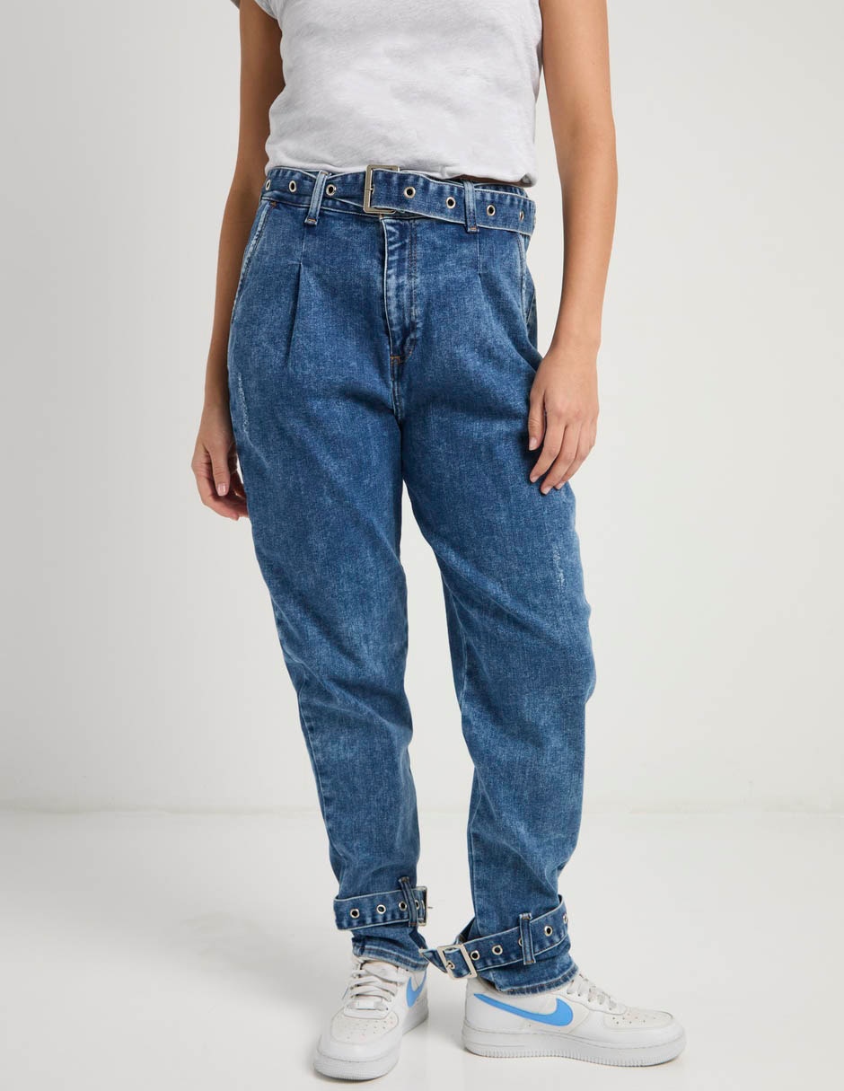 Jeans slim a la cintura para mujer Jeans slim a la cintura para mujer